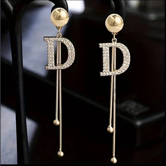 Exquisite Tassel Drop Elegant Gold “D" Dior, Long Dangle Earrings - NEW - Picture 1 of 6